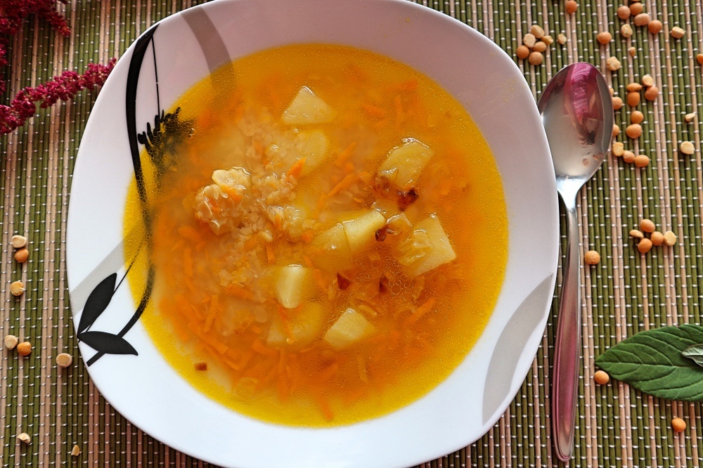 Erbsensuppe vegan – einfaches &amp; schnelles Rezept