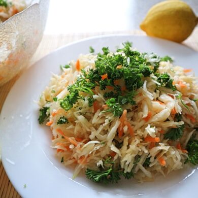 Sellerie-Rettich-Salat – lecker & gesund
