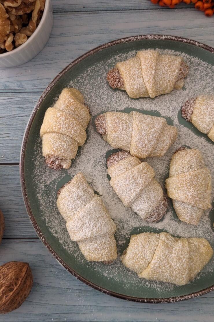 Buttergebäck mit Walnuss