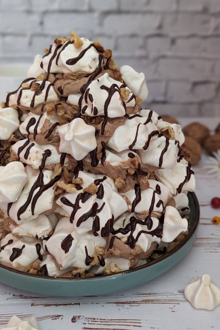 Meringue nut cake with chocolate butterc ream