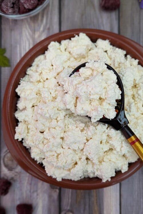 How to make tvorog – farmers cheese recipe
