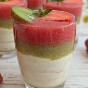 Strawberry kiwi dessert cups recipe