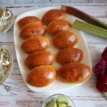 Rhubarb piroshki – Russian buns with rhubarb filling
