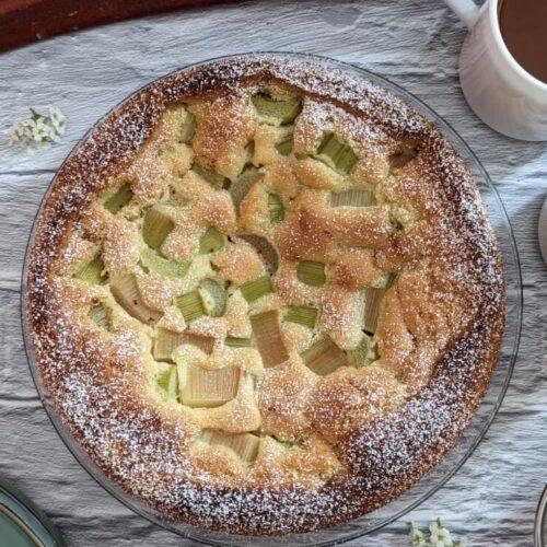 Rhabarberkuchen mit Rührteig – schnelles Rezept
