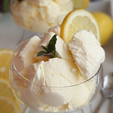 Homemade lemon ice cream
