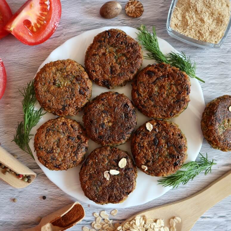 Oatmeal patties vegan – crispy outside, juicy inside