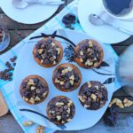 Kaffeemuffins mit Walnüssen und Trockenfrüchten vegan