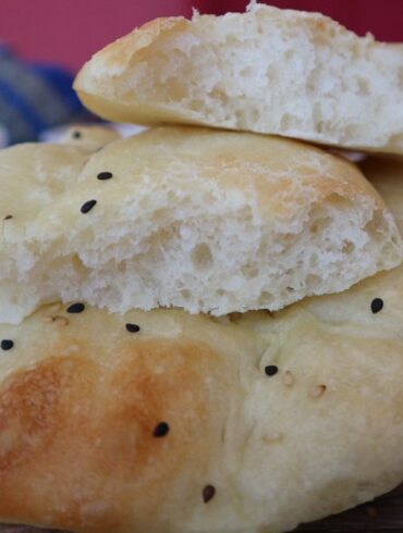 How to make kebab bread – vegan recipe for Turkish pita bread