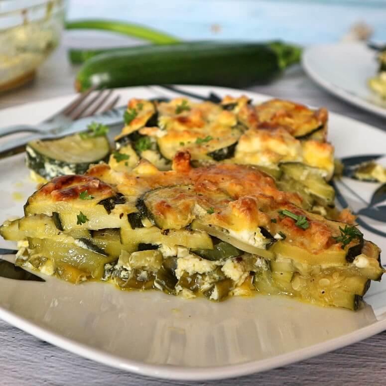 Überbackene Zucchini vegetarisch – Zucchinischeiben mit Feta