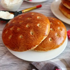 Russian sweet sour cream flatbread