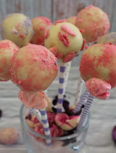 Cake Pops Rezept mit 3 Zutaten: Kuchenlollis selber machen