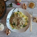 Mushroom stroganoff – vegan recipe for the popular Russian dish