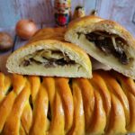 Coulibiac oder kulebyaka – vegan recipe for popular Russian pie