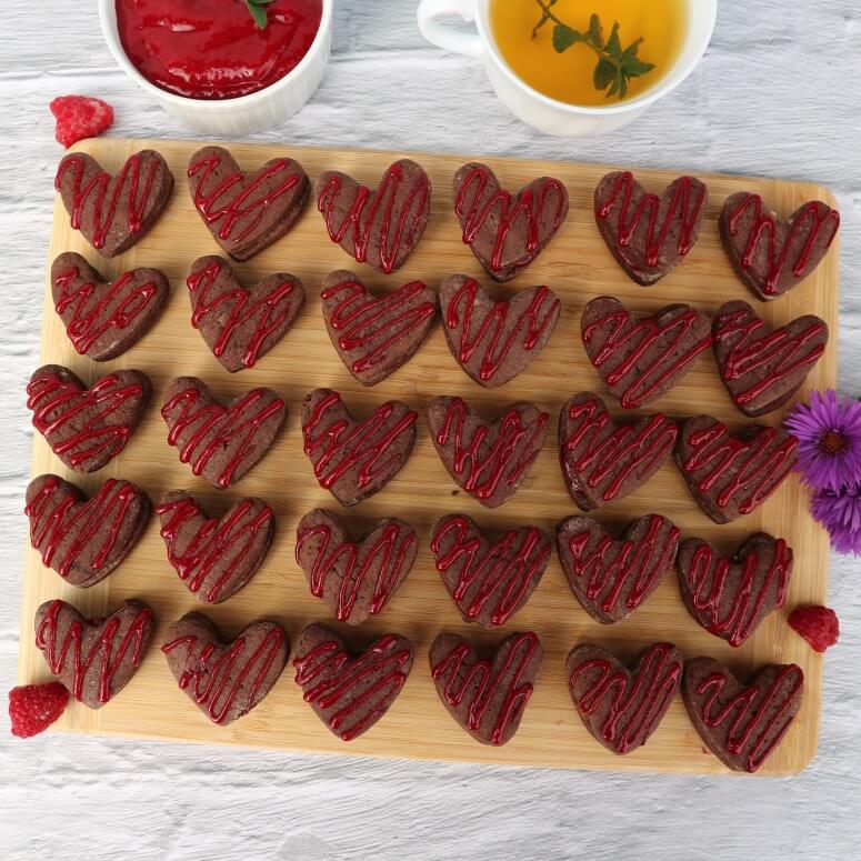 Chocolate raspberry heart sandwich cookies – very crumbly