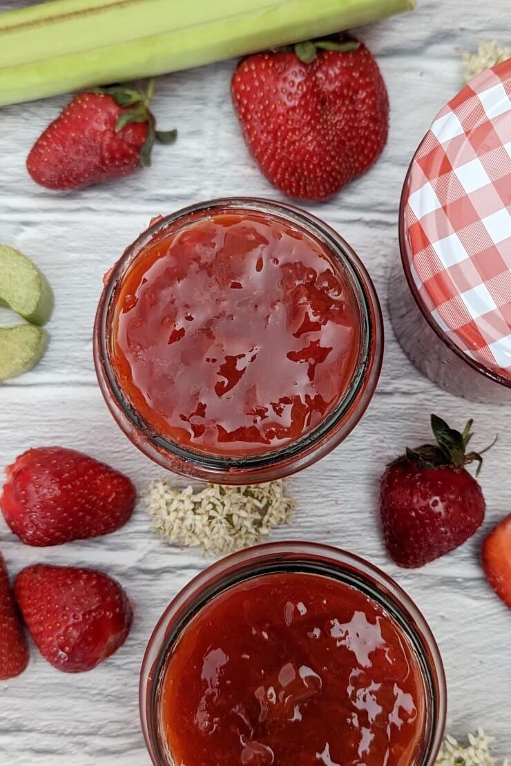 Rhabarber-Erdbeer-Marmelade selber machen