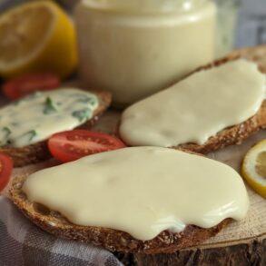 Homemade processed cheese spread