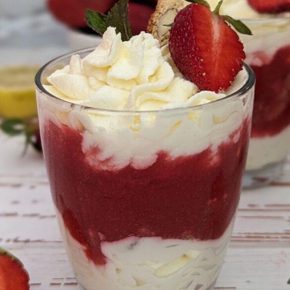 Erdbeer-Mascarpone-Dessert – fruchtig cremige Kombi