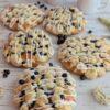 Johannisbeer-Streuseltaler Rezept